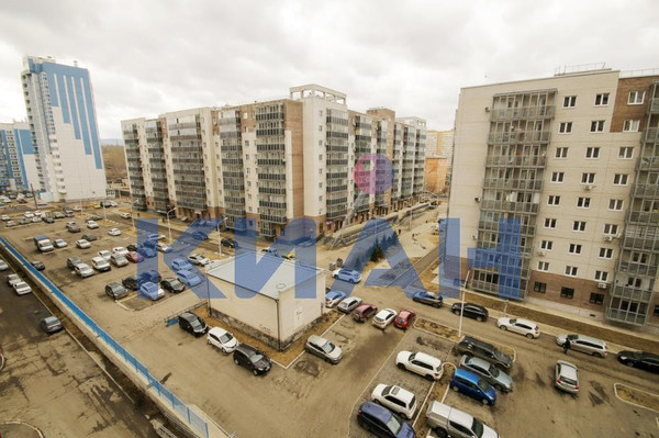 Продам трехкомнатную (3-комн.) квартиру, Норильская ул, 8г, Красноярск г