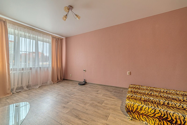Продам трехкомнатную (3-комн.) квартиру, Карла Маркса ул, 12, Пенза г