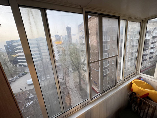 Продам трехкомнатную (3-комн.) квартиру, Дербеневская наб, 13/17к2, Москва г