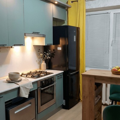 Продам трехкомнатную (3-комн.) квартиру, Южная ул, 6, Новороссийск г