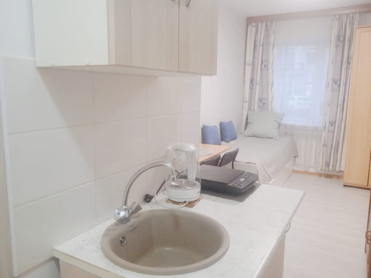 Продам двухкомнатную (2-комн.) квартиру, 25 Октября пр-кт, 51, Гатчина г