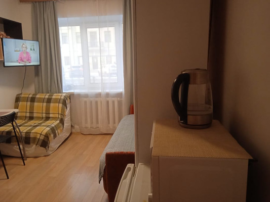 Продам двухкомнатную (2-комн.) квартиру, 25 Октября пр-кт, 51, Гатчина г