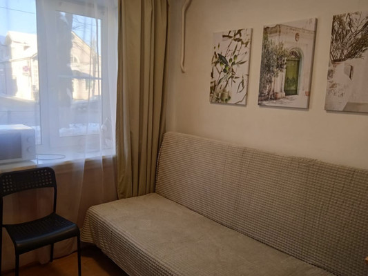 Продам двухкомнатную (2-комн.) квартиру, 25 Октября пр-кт, 51, Гатчина г