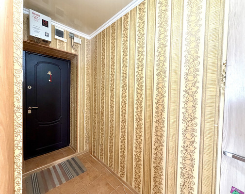 Продам двухкомнатную (2-комн.) квартиру, Бумажников пр-кт, 13Б, Астрахань г