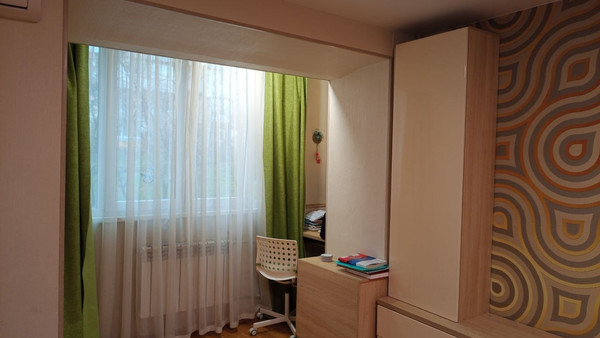 Продам трехкомнатную (3-комн.) квартиру, им. Матэ Залки ул, 21А, Симферополь г