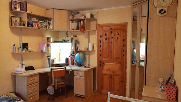 Продам трехкомнатную (3-комн.) квартиру, им. Матэ Залки ул, 21А, Симферополь г