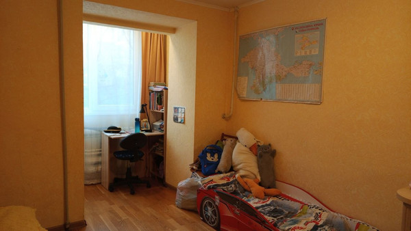 Продам трехкомнатную (3-комн.) квартиру, им. Матэ Залки ул, 21А, Симферополь г