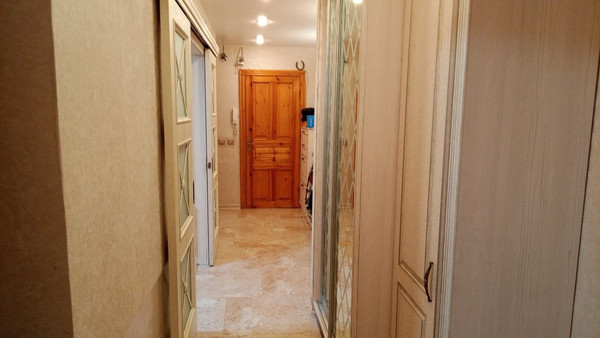 Продам трехкомнатную (3-комн.) квартиру, им. Матэ Залки ул, 21А, Симферополь г