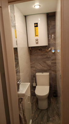 Продам трехкомнатную (3-комн.) квартиру, им. Матэ Залки ул, 21А, Симферополь г