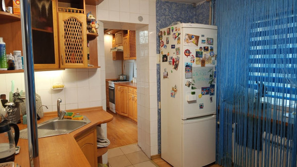 Продам трехкомнатную (3-комн.) квартиру, им. Матэ Залки ул, 21А, Симферополь г