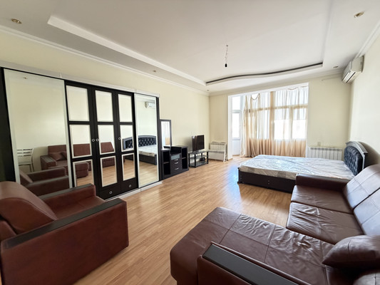 Продам двухкомнатную (2-комн.) квартиру, Кешокова ул, 57, Нальчик г