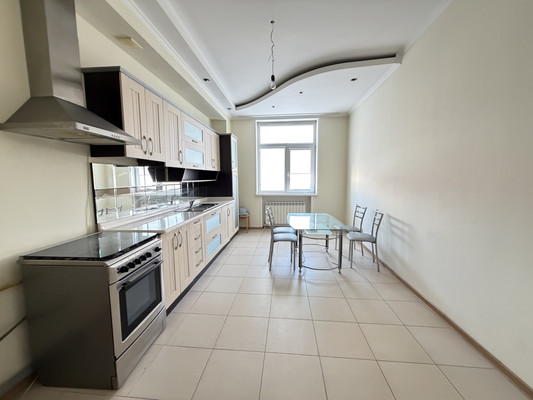 Продам двухкомнатную (2-комн.) квартиру, Кешокова ул, 57, Нальчик г