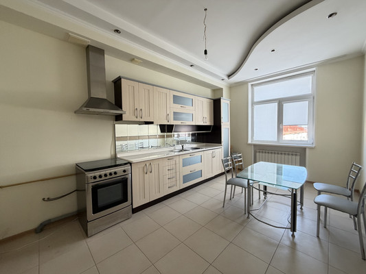 Продам двухкомнатную (2-комн.) квартиру, Кешокова ул, 57, Нальчик г