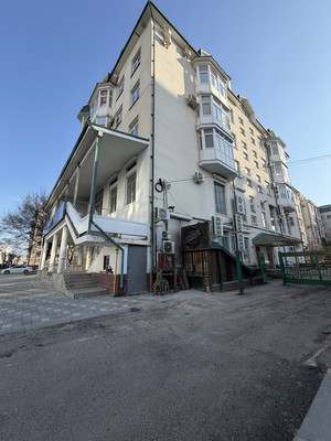 Продам двухкомнатную (2-комн.) квартиру, Кешокова ул, 57, Нальчик г