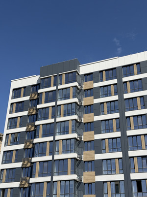 Продам трехкомнатную (3-комн.) квартиру, Тлостанова ул, 20, Нальчик г