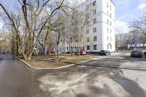 Продам двухкомнатную (2-комн.) квартиру, Советской Армии ул, 13, Москва г