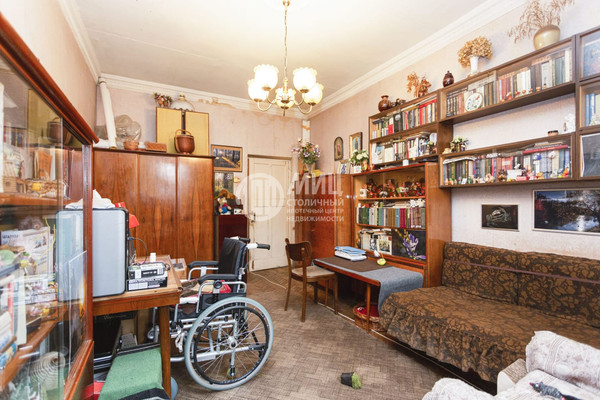 Продам двухкомнатную (2-комн.) квартиру, Советской Армии ул, 13, Москва г