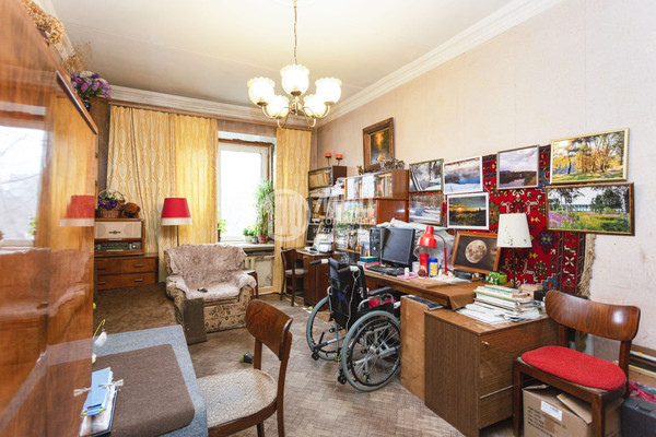 Продам двухкомнатную (2-комн.) квартиру, Советской Армии ул, 13, Москва г