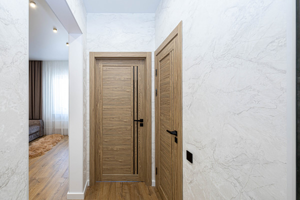 Продам однокомнатную (1-комн.) квартиру, Самаровская ул, 10, Ханты-Мансийск г