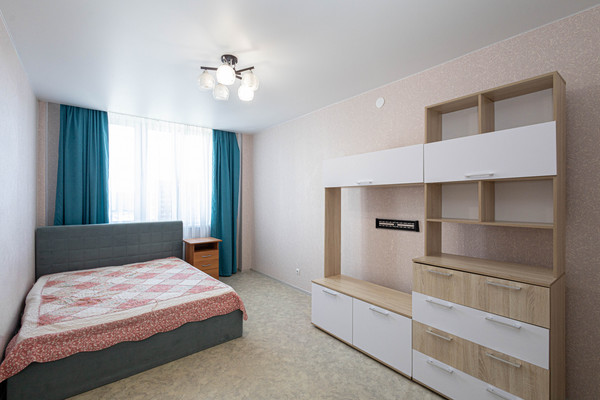 Продам однокомнатную (1-комн.) квартиру, Самаровская ул, 8к2, Ханты-Мансийск г