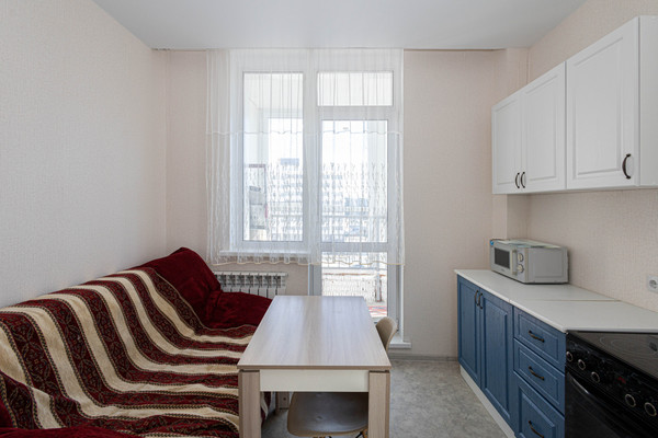 Продам однокомнатную (1-комн.) квартиру, Самаровская ул, 8к2, Ханты-Мансийск г