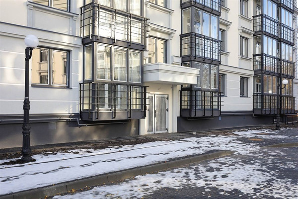 Продам двухкомнатную (2-комн.) квартиру, Сержанта Мишина ул, 83, Калининград г