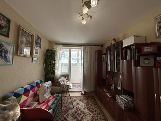 Продам однокомнатную (1-комн.) квартиру, Первомайская ул, 17к1, Никольское г