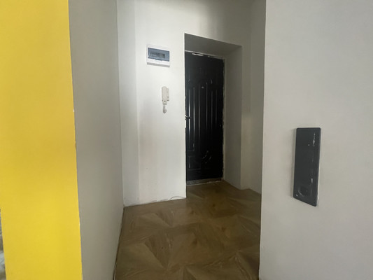 Продам однокомнатную (1-комн.) квартиру, Портовая ул, 80к1, Ростов-на-Дону г