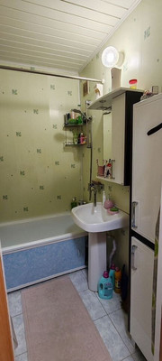 Продам однокомнатную (1-комн.) квартиру, 60 лет Победы ул, 6, Октябрьский рп