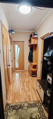 Продам однокомнатную (1-комн.) квартиру, 60 лет Победы ул, 6, Октябрьский рп