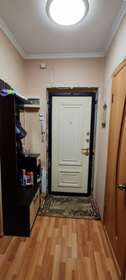 Продам однокомнатную (1-комн.) квартиру, 60 лет Победы ул, 6, Октябрьский рп