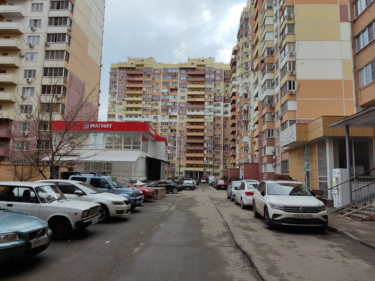 Продам однокомнатную (1-комн.) квартиру, 1-я Линия Поймы реки Кубань ул, 2, Краснодар г