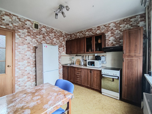 Продам однокомнатную (1-комн.) квартиру, 1-я Линия Поймы реки Кубань ул, 2, Краснодар г