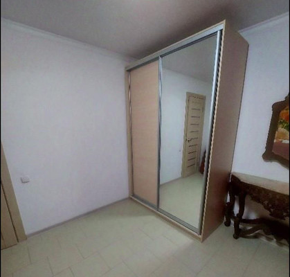 Продам однокомнатную (1-комн.) квартиру, Спера ул, 32, Симферополь г