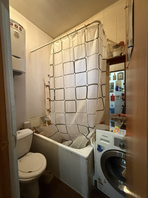 Продам двухкомнатную (2-комн.) квартиру, Советская ул, 33, Краснодар г