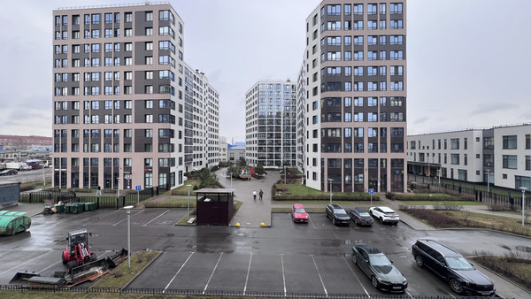 Продам трехкомнатную (3-комн.) квартиру, Кузнецовская ул, 58к1, Санкт-Петербург г