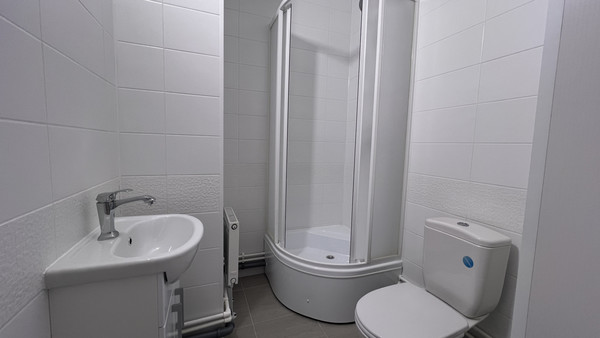 Продам трехкомнатную (3-комн.) квартиру, Кузнецовская ул, 58к1, Санкт-Петербург г