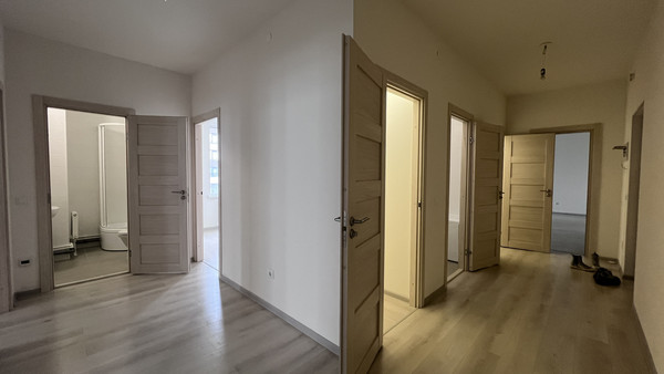 Продам трехкомнатную (3-комн.) квартиру, Кузнецовская ул, 58к1, Санкт-Петербург г