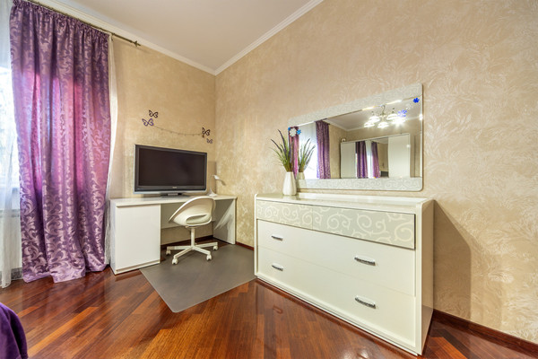 Продам трехкомнатную (3-комн.) квартиру, Андропова (Центр р-н) ул, 10, Петрозаводск г