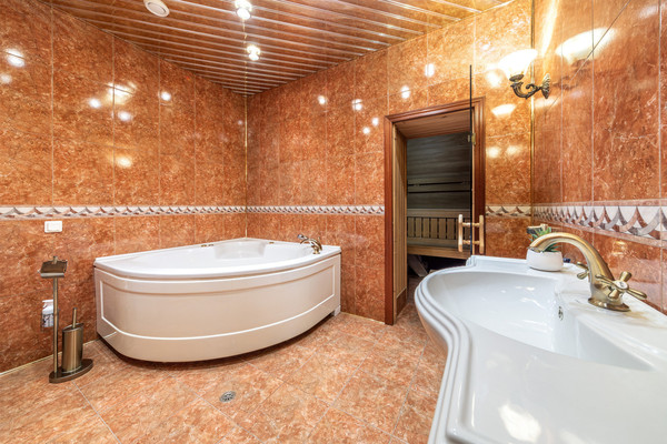 Продам трехкомнатную (3-комн.) квартиру, Андропова (Центр р-н) ул, 10, Петрозаводск г