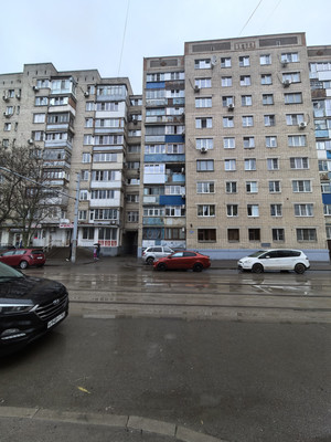 Продам однокомнатную (1-комн.) квартиру, Закруткина ул, 30, Ростов-на-Дону г