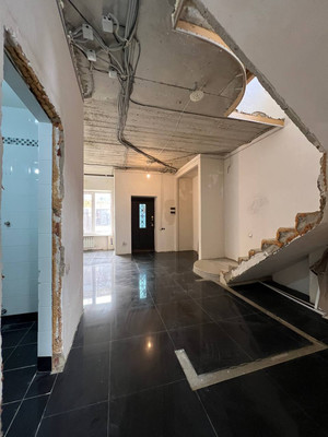 Продам , Новороссийская ул, 4, Яблоновский пгт, 0 км от города