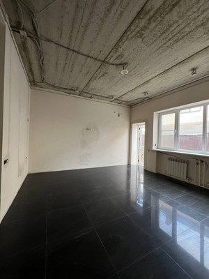 Продам , Новороссийская ул, 4, Яблоновский пгт, 0 км от города