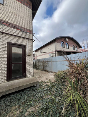 Продам , Новороссийская ул, 4, Яблоновский пгт, 0 км от города