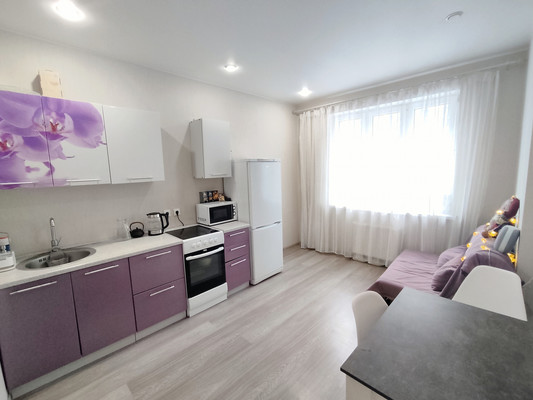 Продам однокомнатную (1-комн.) квартиру, Уральская ул, 75к1, Краснодар г