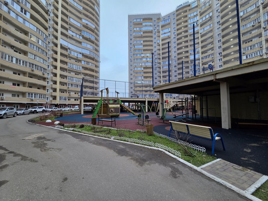 Продам двухкомнатную (2-комн.) квартиру, им. Вишняковой ул, 1/23к1, Краснодар г