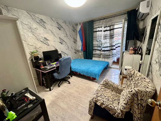 Продам двухкомнатную (2-комн.) квартиру, 1-я Линия Поймы реки Кубань ул, 2, Краснодар г