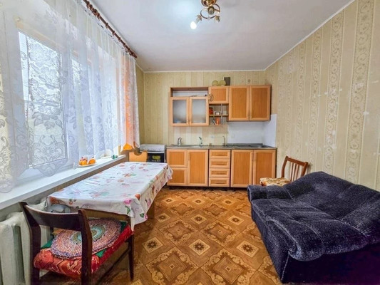 Продам двухкомнатную (2-комн.) квартиру, Курганная ул, 146, Елизаветинская ст-ца