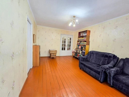 Продам двухкомнатную (2-комн.) квартиру, Курганная ул, 146, Елизаветинская ст-ца