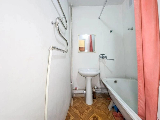 Продам двухкомнатную (2-комн.) квартиру, Курганная ул, 146, Елизаветинская ст-ца